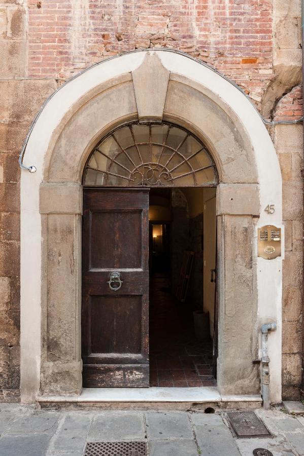 Hostly - Garden House Near The Tower - Historical House With Private Garden Apartment Pisa Luaran gambar