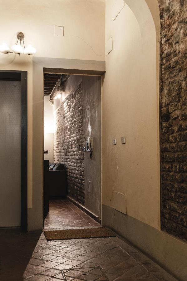 Hostly - Garden House Near The Tower - Historical House With Private Garden Apartment Pisa Luaran gambar